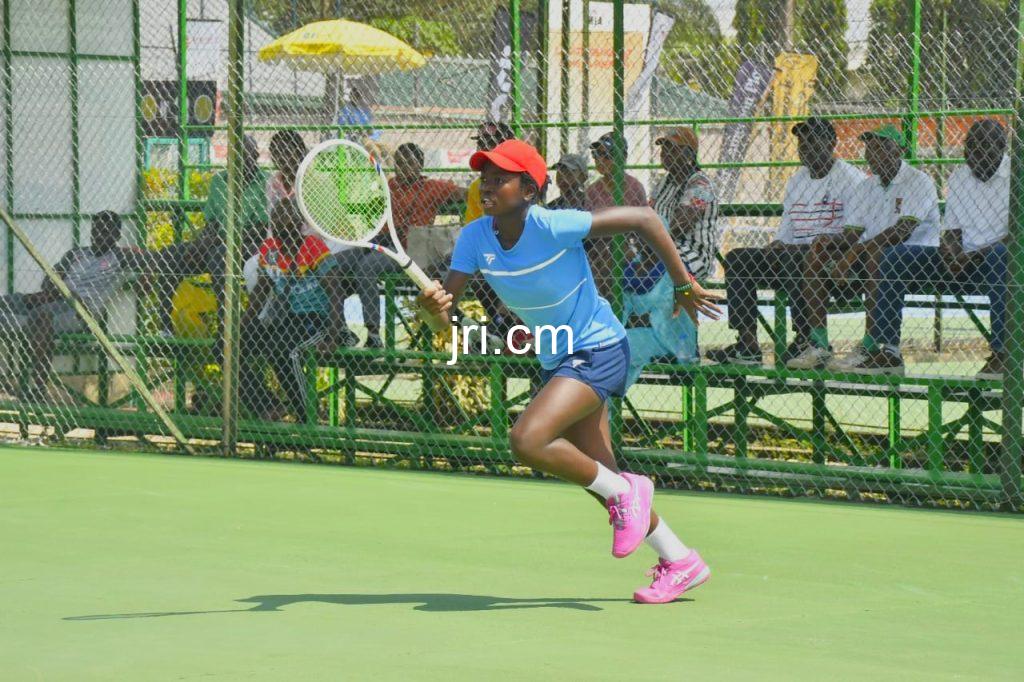 Gloria TEMGOUA fait honneur au Cameroun